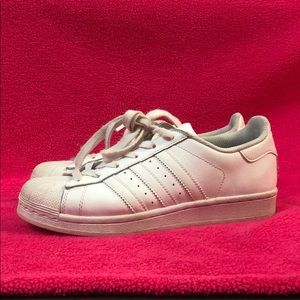 Adidas Low Top Sneakers